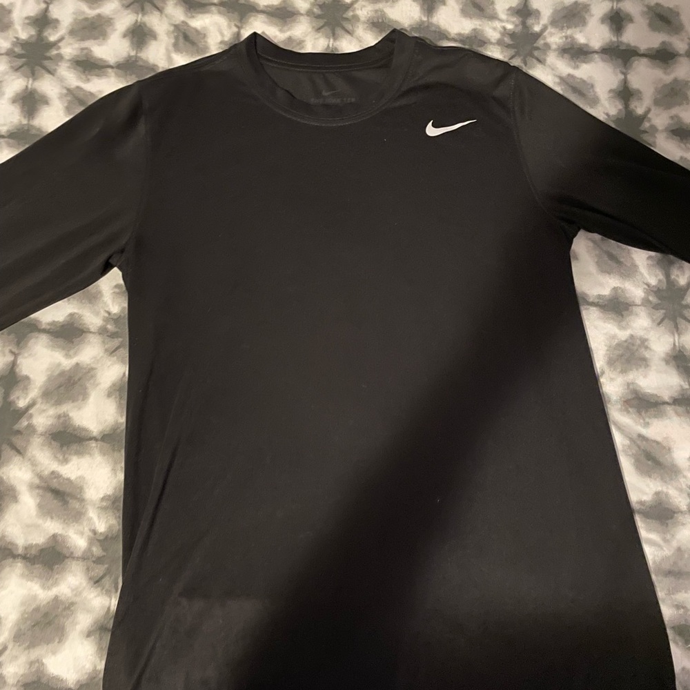 Black Nike long sleeve top